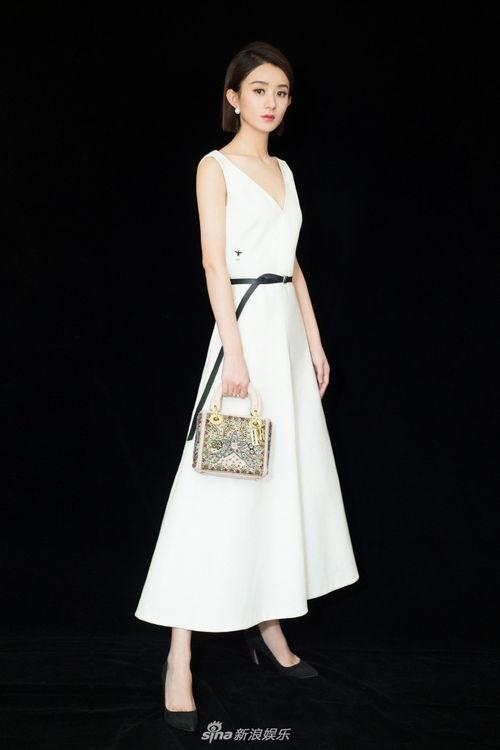 赵丽颖穿裙子的照片,尽显东方女性魅力